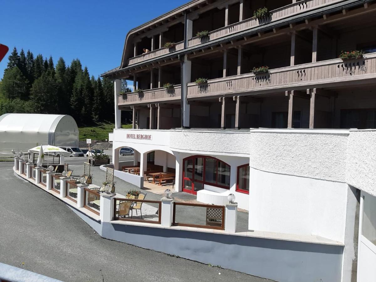 Hotel Berghof Sonnenalpe Nassfeld Eksteriør billede